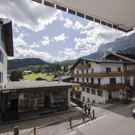 Accogliente Appartamento In Corso Italia Cortina d'Ampezzo Exterior photo